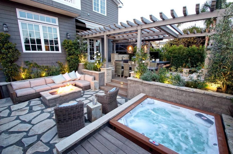 Enhance The Beauty Of Your Patios With Adorable Pergola Designs 