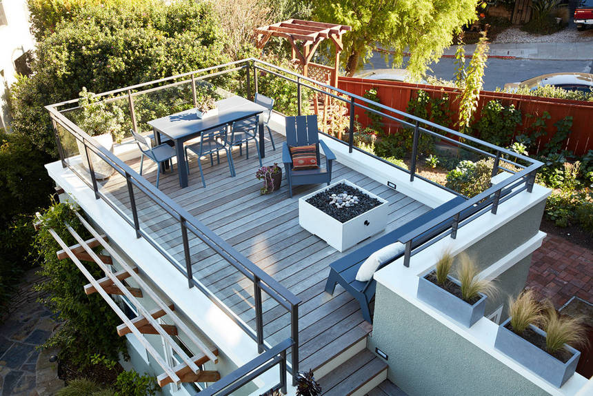Rooftop Deck with a Fire Pit (11)