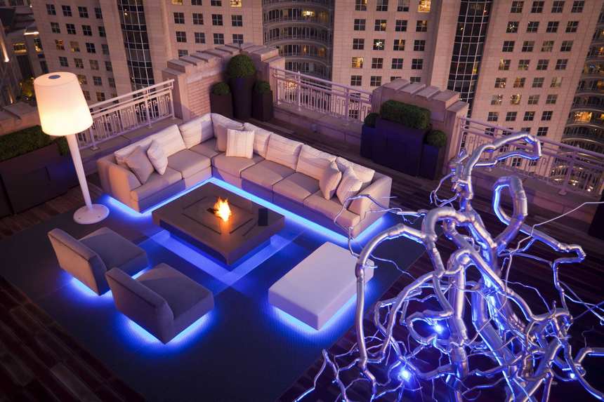 Rooftop Deck with a Fire Pit (9)
